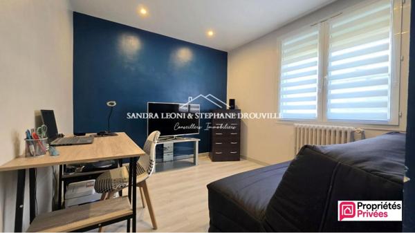 PROCHE MAINTENON CHARMANTE MAISON FAMILIALE de 120 m², 5 CHAMBRES