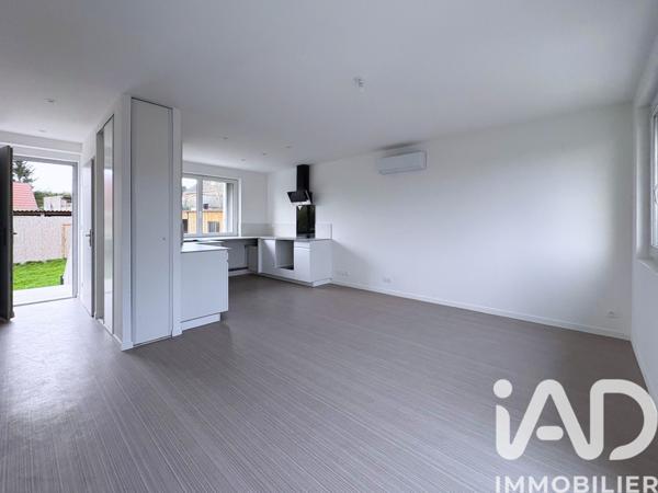 Location appartement 3 pièces 52 m² Breuil-Bois-Robert