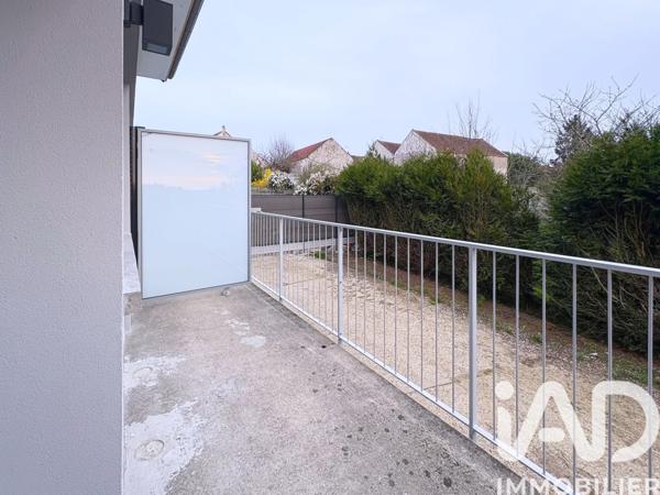 Location appartement 3 pièces 52 m² Breuil-Bois-Robert