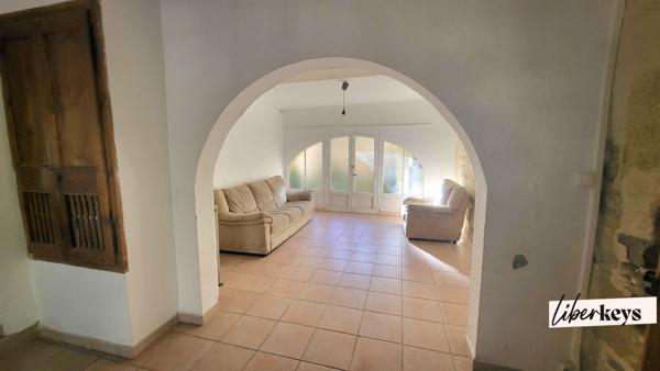 Maison + appartement 250m2 - Codognan - Grand terrain 1100m2