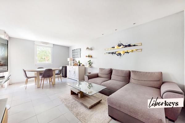 T3 lumineux avec terrasse de 10 m² et deux places de parking en sous-sol fermé