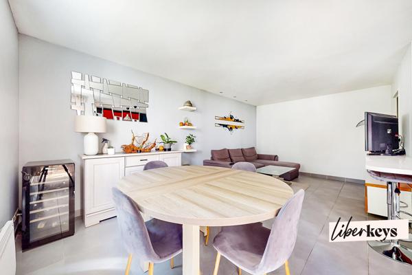 T3 lumineux avec terrasse de 10 m² et deux places de parking en sous-sol fermé
