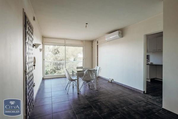 Appartement à vendre 4 pièces 75m² Marignane (13700)