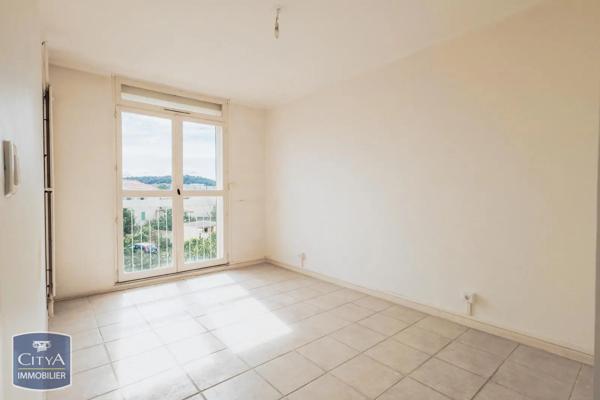 Appartement à vendre 4 pièces 75m² Marignane (13700)