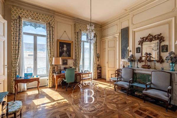 Lyon 2ème, Appartement 4 Chambres -  351 m² à vendre