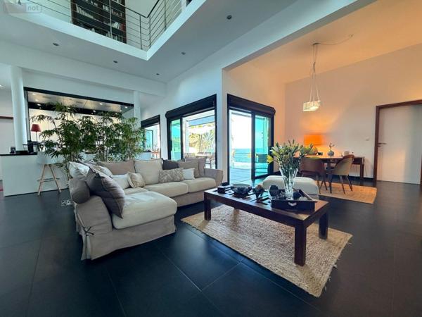Villa à vendre à Sainte-Marie à la Réunion (97438), ref : 97405/258