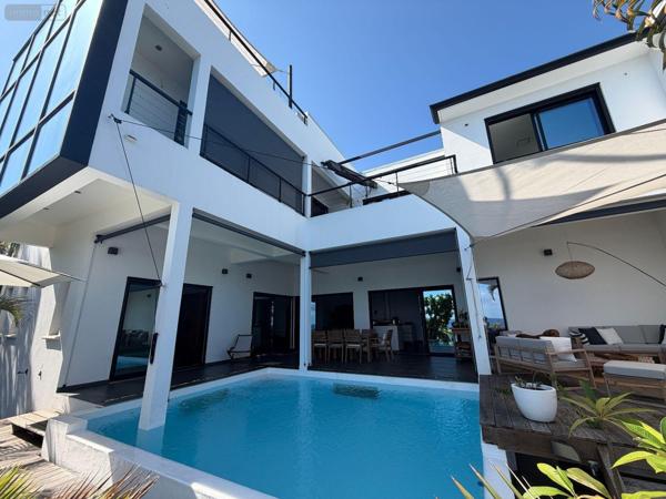 Villa à vendre à Sainte-Marie à la Réunion (97438), ref : 97405/258