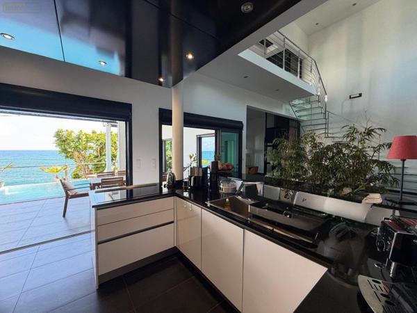 Villa à vendre à Sainte-Marie à la Réunion (97438), ref : 97405/258