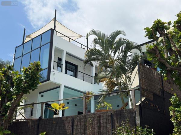 Villa à vendre à Sainte-Marie à la Réunion (97438), ref : 97405/258