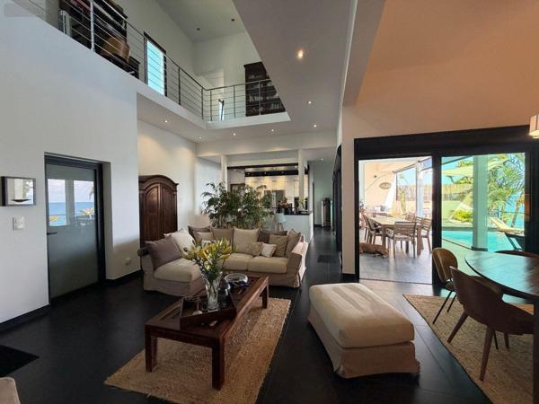 Villa à vendre à Sainte-Marie à la Réunion (97438), ref : 97405/258