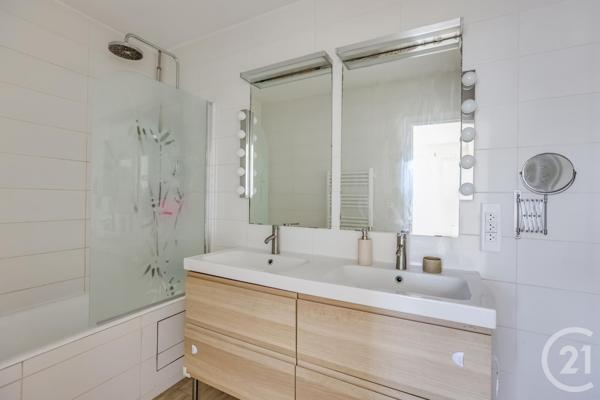Appartement F3 à vendre  3 pièces - 46 m2 PARIS - 75015