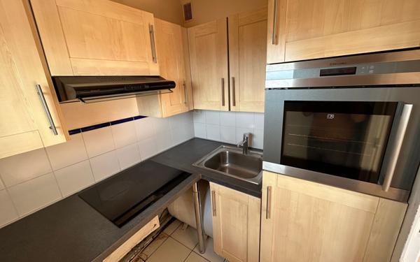 Appartement à vendre    3 pièces • 61,45 m2 Caluire-et-Cuire