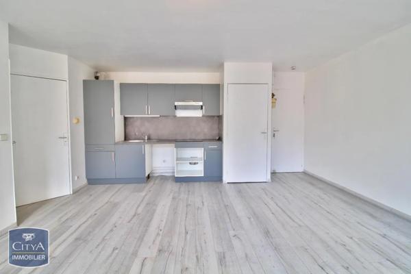 Appartement à louer 2 pièces 40.62m² Saint-Étienne (42000)
