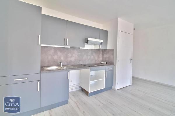 Appartement à louer 2 pièces 40.62m² Saint-Étienne (42000)