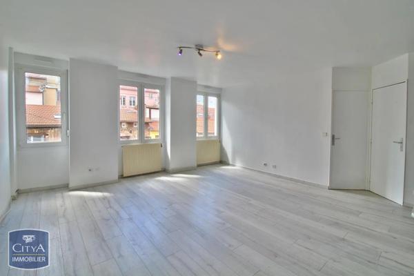 Appartement à louer 2 pièces 40.62m² Saint-Étienne (42000)