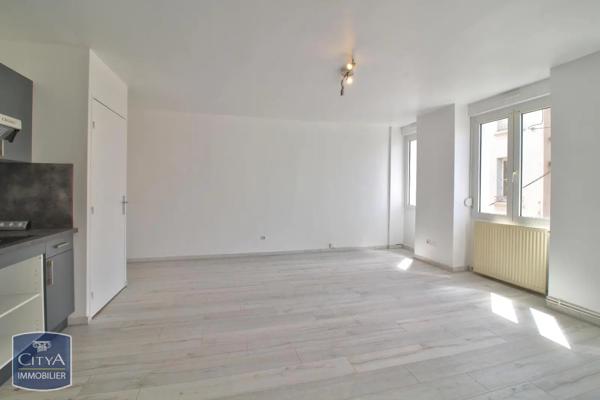 Appartement à louer 2 pièces 40.62m² Saint-Étienne (42000)