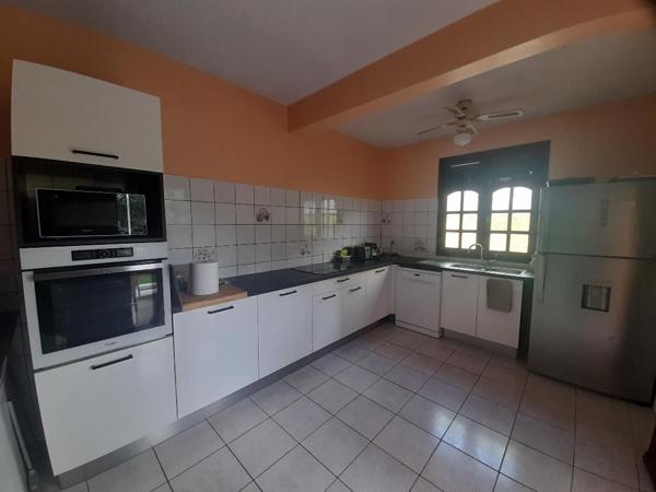 Maison T5 148 m2 Jardin 1470 m2 Secteur Balata à Fort de France