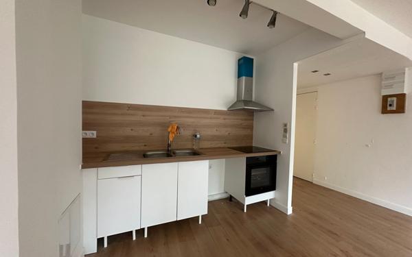 Appartement à louer    3 pièces • 64,98 m2 Saint-Mandé