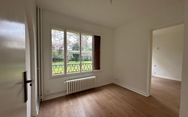 Appartement à louer    3 pièces • 64,98 m2 Saint-Mandé