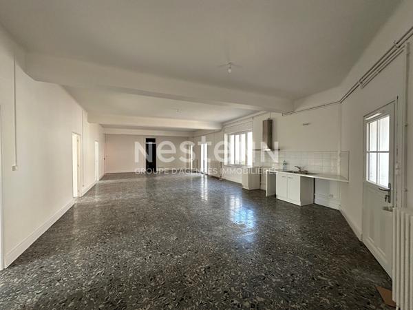CARCASSONNE - A deux pas du centre ville, place Davilla - Bureaux de 160 m²