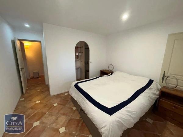 Appartement à louer 3 pièces 73.4m² Saint-Raphaël (83700)