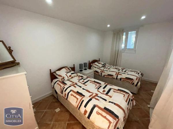Appartement à louer 3 pièces 73.4m² Saint-Raphaël (83700)