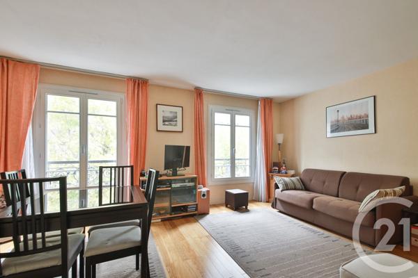 Appartement T3 à vendre  3 pièces - 63 m2 PARIS - 75015