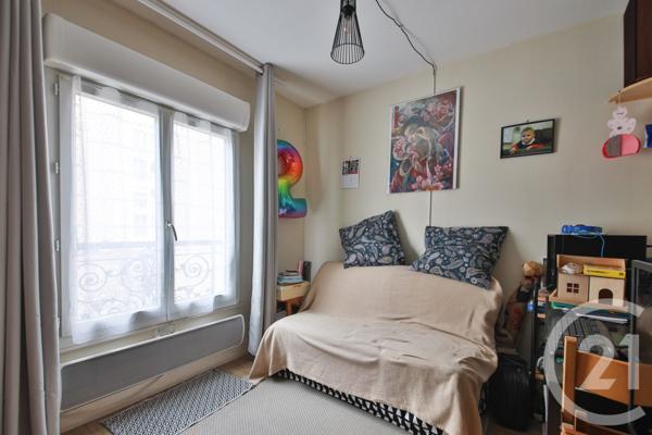 Appartement T3 à vendre  3 pièces - 63 m2 PARIS - 75015