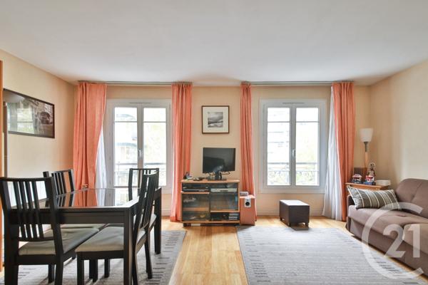Appartement T3 à vendre  3 pièces - 63 m2 PARIS - 75015