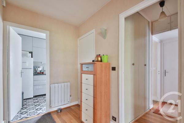 Appartement T3 à vendre  3 pièces - 63 m2 PARIS - 75015