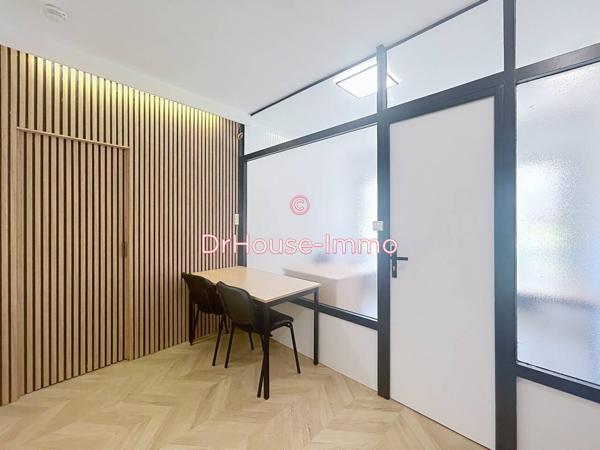 Bureau à louer 2 pièces de 43 m²