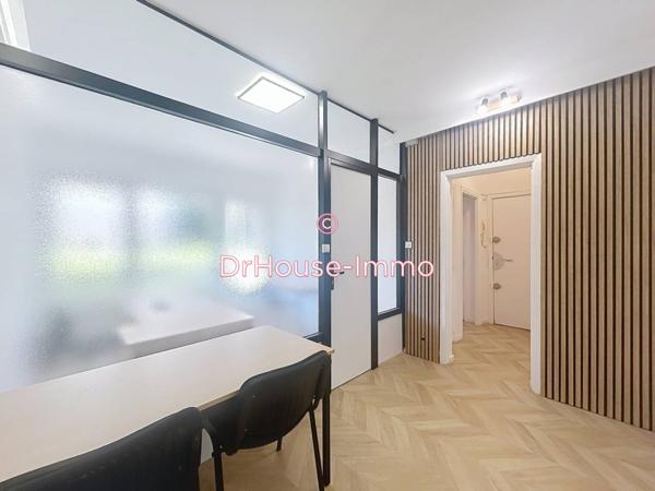 Bureau à louer 2 pièces de 43 m²