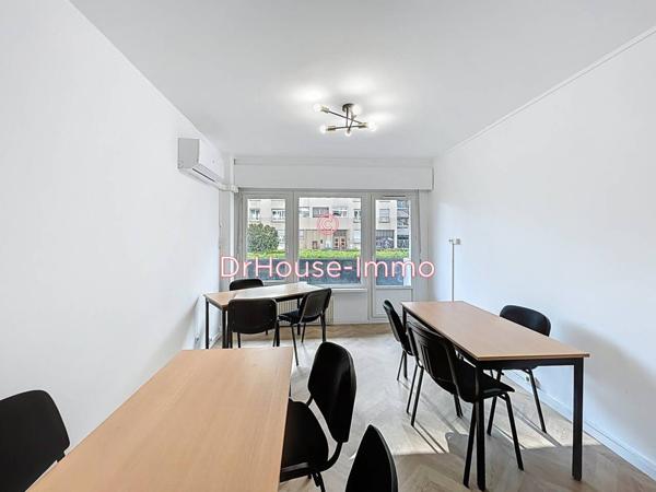 Bureau à louer 2 pièces de 43 m²
