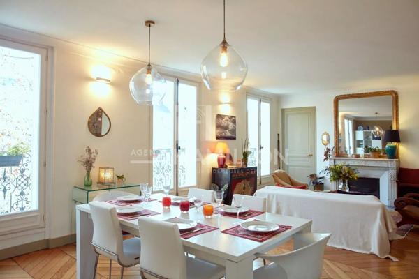 Élégant 3 chambres à Paris – Balcon filant, vue dégagée et charm Paris