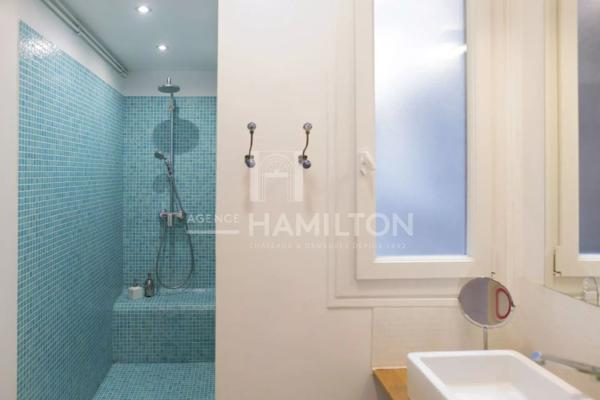 Élégant 3 chambres à Paris – Balcon filant, vue dégagée et charm Paris