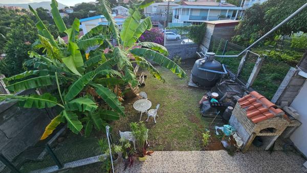 Villa + 3 appartements loués, revenus évolutifs