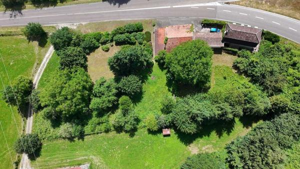 Maison avec 35 ares de terrain !