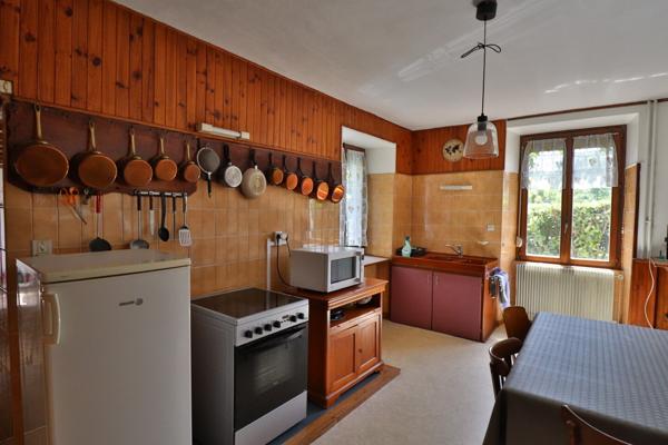 Maison avec 35 ares de terrain !