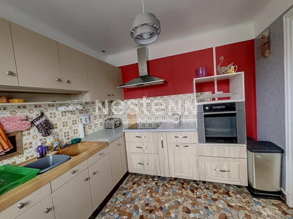 MAISON A VENDRE A CHAUNY - INDIVIDUELLE - 102 M² - 4 CHAMBRES - SOUS-SOL TOTAL - JARDIN