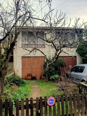 2 maisons à rénover, proche Dordogne rive gauche