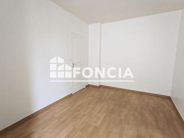 Location Appartement 2 pièces 48.9 m² - 5 rue Saint Jacques Beaumont Sur Sarthe 72170