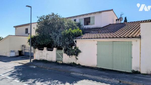 VILLA de Type 6 avec Garage et Terrain attenant