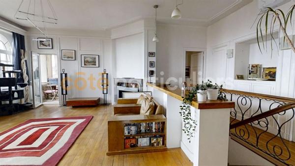 Vente Maison188 m² - 10 Pièces - CHAMALIERES (63400)