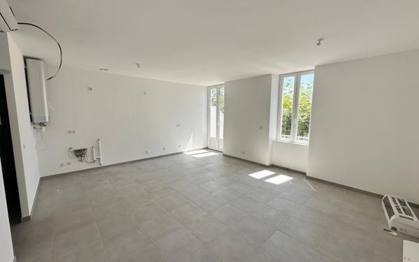 Appartement à vendre    3 pièces • 63 m2 Ruoms