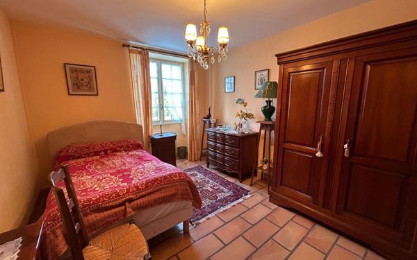 Maison à vendre    4 pièces •  Taponnat-Fleurignac