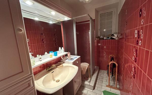 Maison à vendre    4 pièces •  Taponnat-Fleurignac