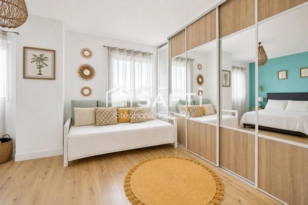 Maison individuelle avec grand jardin et terrasses