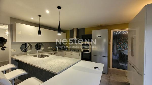 Superbe pavillon de plus de 200 m² avec jardin, spa et 5 chambres Le Mans Sud