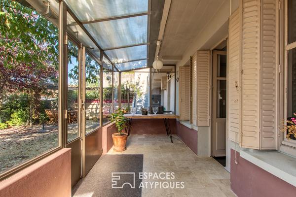 Maison de ville atypique avec jardin