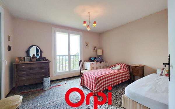 Maison à vendre    6 pièces • 204 m2 Le Castellet